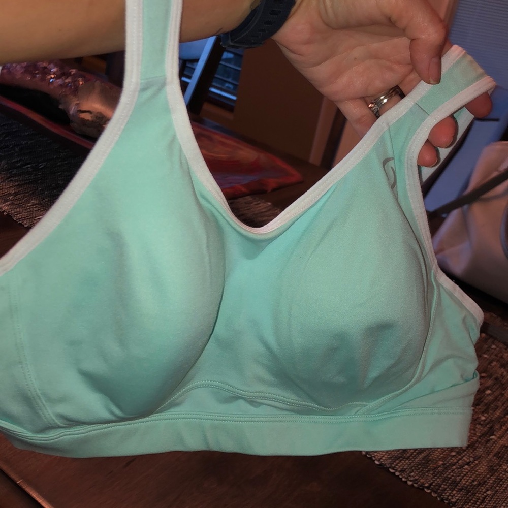 Brooks sports bra